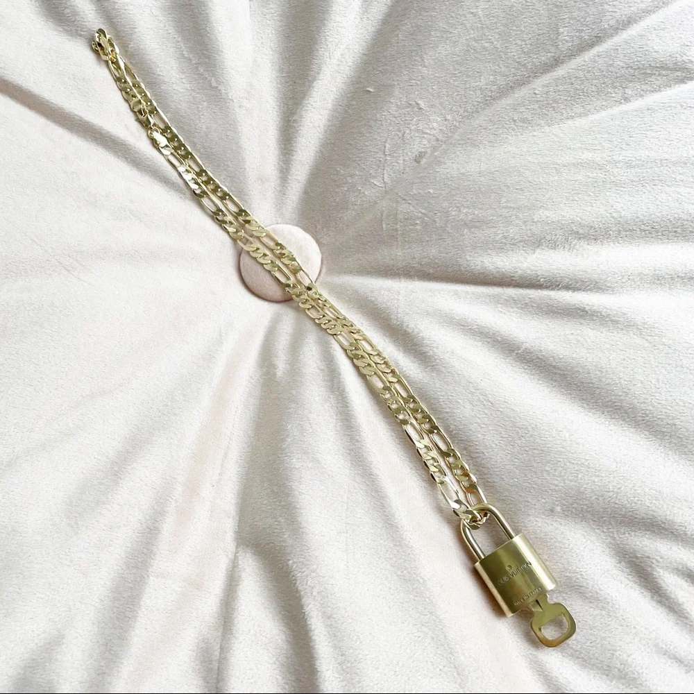 Louis Vuitton 14k Padlock & Key Necklace Set - Picture 8 of 8